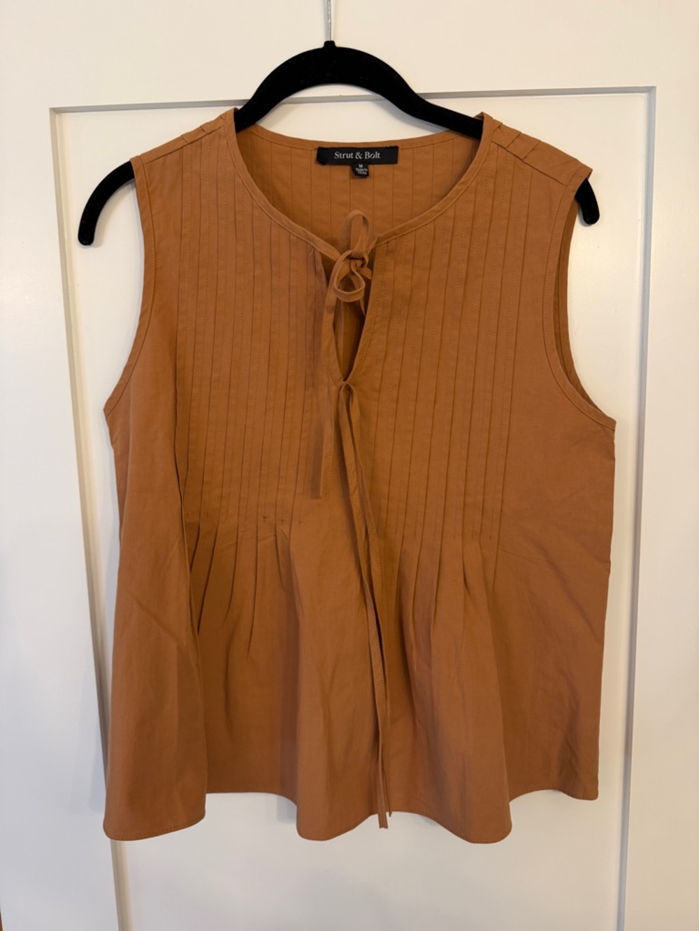 Strut and Bolt Pleated Tank